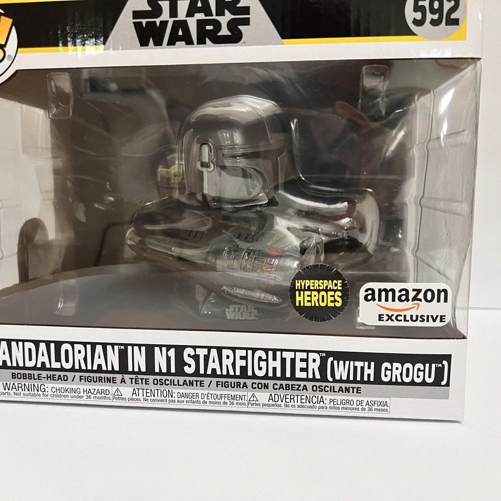 Funko Pop! Star Wars The Mandalorian in N1 Starfighter with Grogu #592 Exclusive